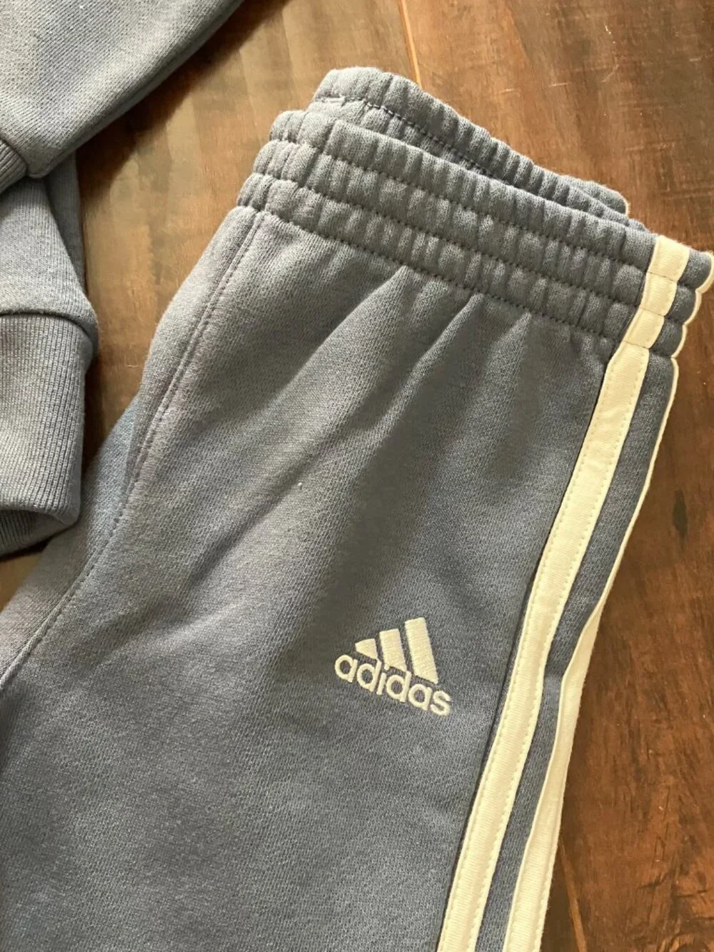NWT Adidas Youth 2-piece Active Set - Size 4T